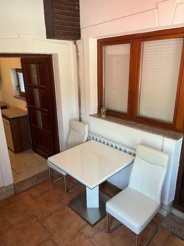 Sweet Apartment In Oto?ac