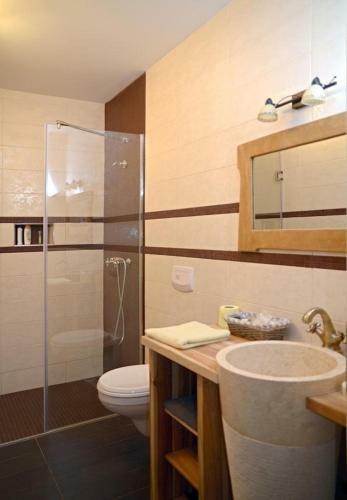 Holiday House Berna 2- With Pool