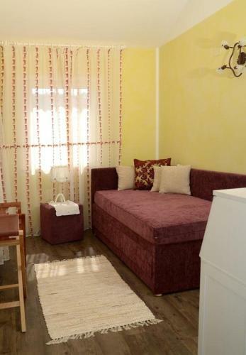 Holiday House Berna 2- With Pool