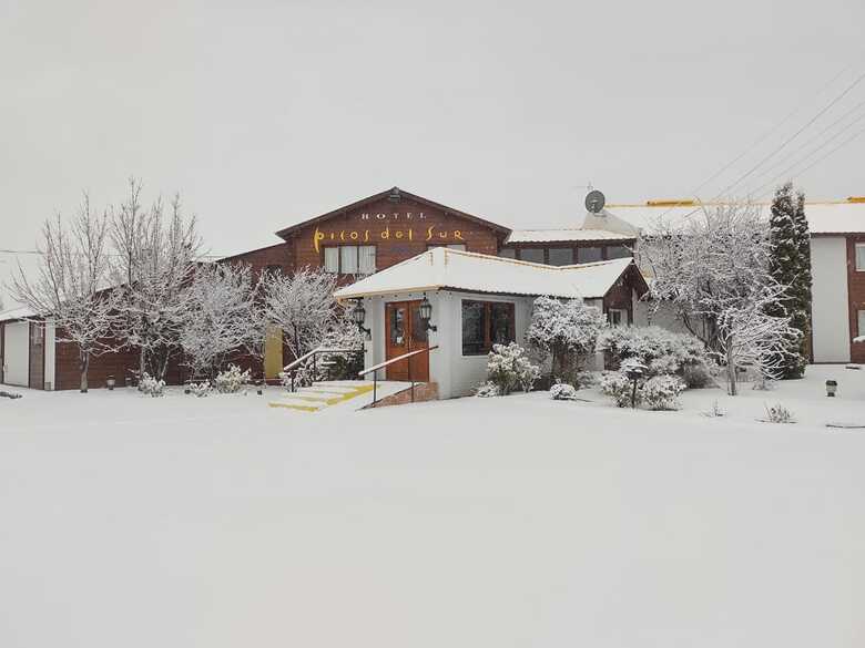Hotel Picos Del Sur