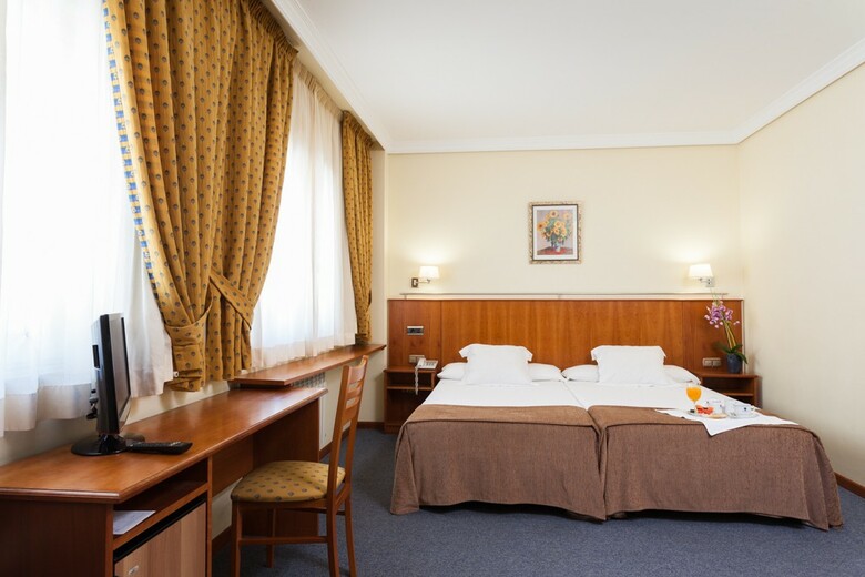 Hotel Ciudad De Compostela