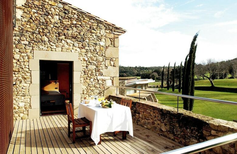 Hotel Arcs De Monells