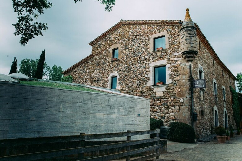Hotel Arcs De Monells
