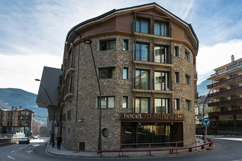 Hotel M�gic Ski By Nexta