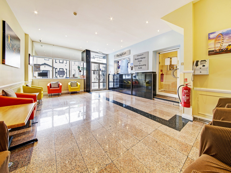 Boston Manor Hotel