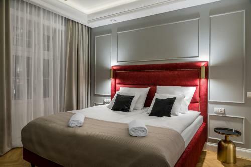 H Aparthotel