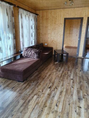 Hostal Pensiunea Iulian&valy