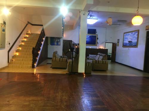 Red Star Hotel