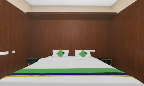 Hotel Treebo Trend Grand Jp Inn