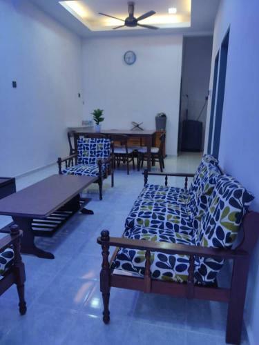 Homestay Paka-pok Yie