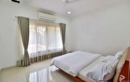 4 Seasons Hotel Apartments
