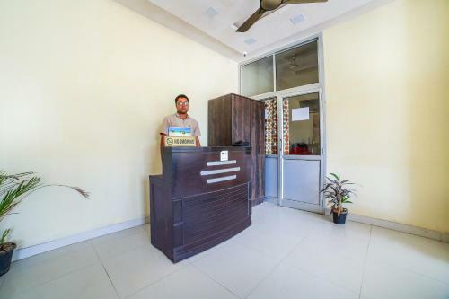 Oyo 36978 Hotel Harsh