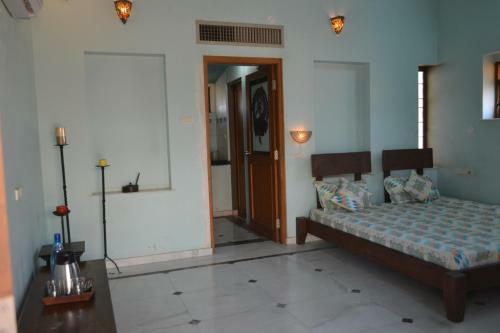 Villa Beautiful 4br Farmhouse With Pool And Jacuzzi In Jaipur