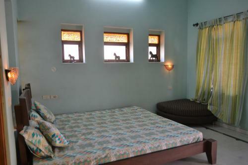 Villa Beautiful 4br Farmhouse With Pool And Jacuzzi In Jaipur