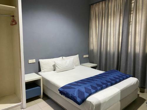 Hostal Ee Hotel
