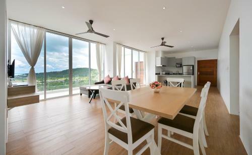 Luxury And Infinity Sea View Bo Put Villa