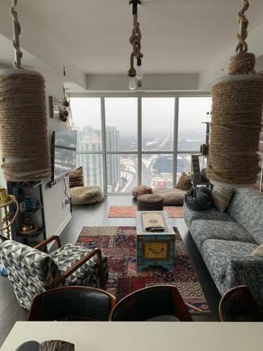 Cozy Boho Apartment North York Skyscraper