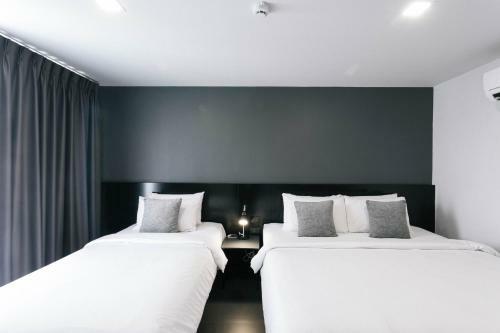 Crew Hotel