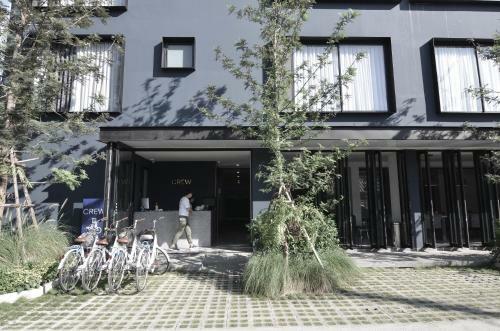 Crew Hotel