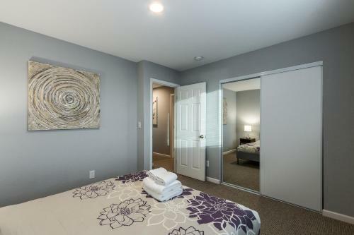 @ Marbella Lane - Cozy Home With Modern Touch