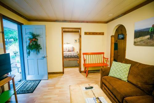 Motel Outside Inn