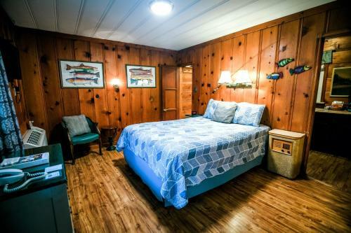 Motel Outside Inn