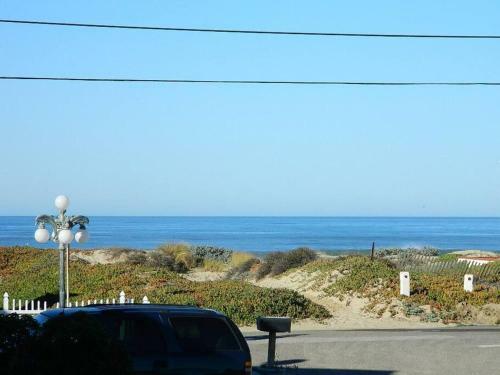 Ocean & Dunes Views~fun Deck~steps To Sandy Beach