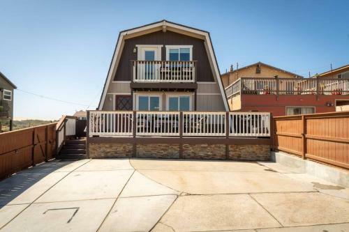 Ocean & Dunes Views~fun Deck~steps To Sandy Beach