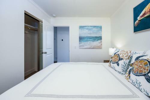 Quiet Coastal Get Away Home - Just Blocks From Ocean Beach And Restaurants