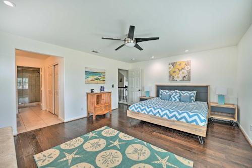 Oceanside Retreat With Balcony - Walk To Beach!