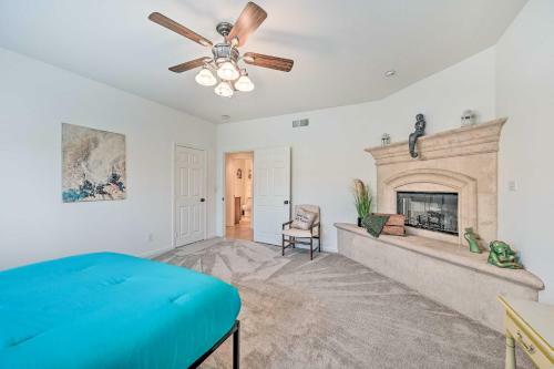 Oceanside Retreat With Balcony - Walk To Beach!