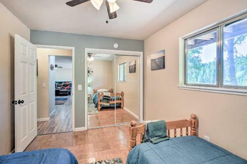 Spacious Golf Course Cabin With Pond Fishing!