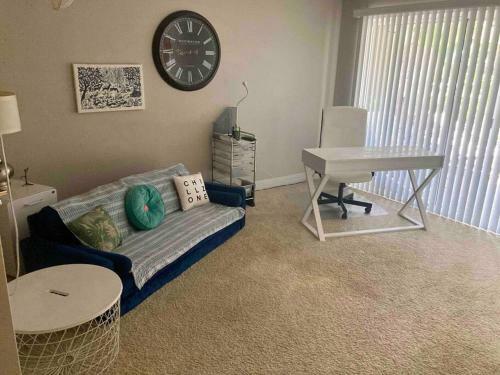 Luxury Apartment Near Rose Bowl