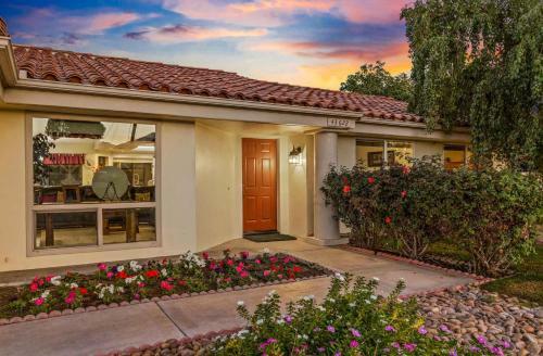 Indian Wells Home With Private Pool