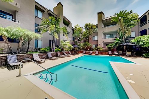 Hotel Pacific Cove Unit 111