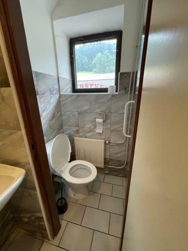 Hostal Penzion - Restaurace U Skrbl�ka