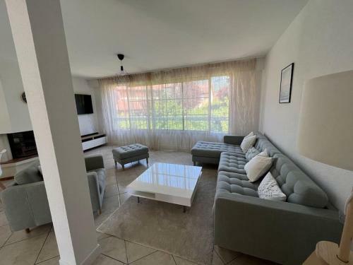 Magnifique Villa Avec Piscine, 10 Mn De Gen�ve