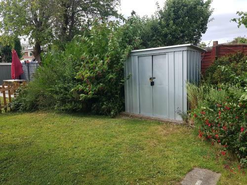 6 Berth Caravan On Lakeside Holiday Park