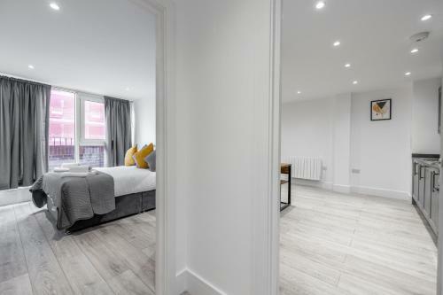 Mbasy Serviced Apartments Camberley