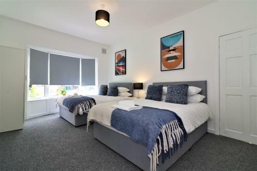 Signature - Gladsmuir View