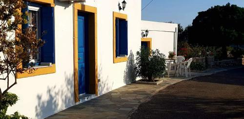Lourantianika House