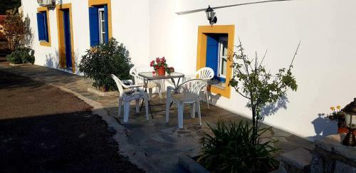 Lourantianika House