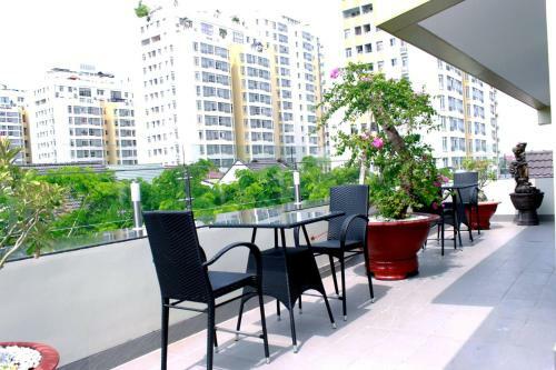 Song Hung Apartments