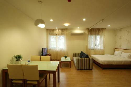 Song Hung Apartments