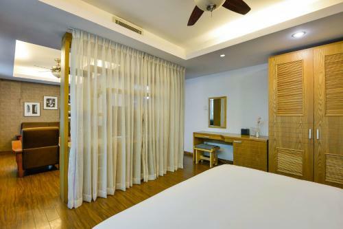 Aries Hotel