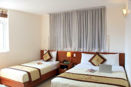 Giang Son 2 Hotel