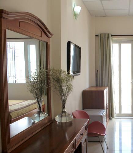 Giang Son 2 Hotel