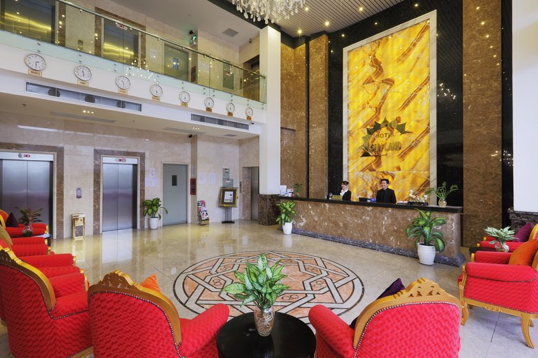 Sunland Hotel