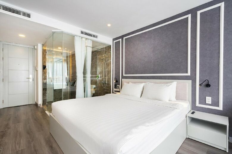 Sunland Hotel
