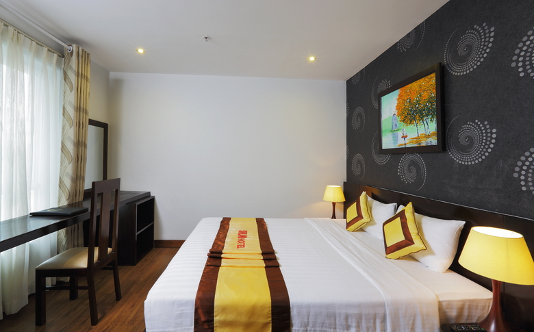Sunland Hotel